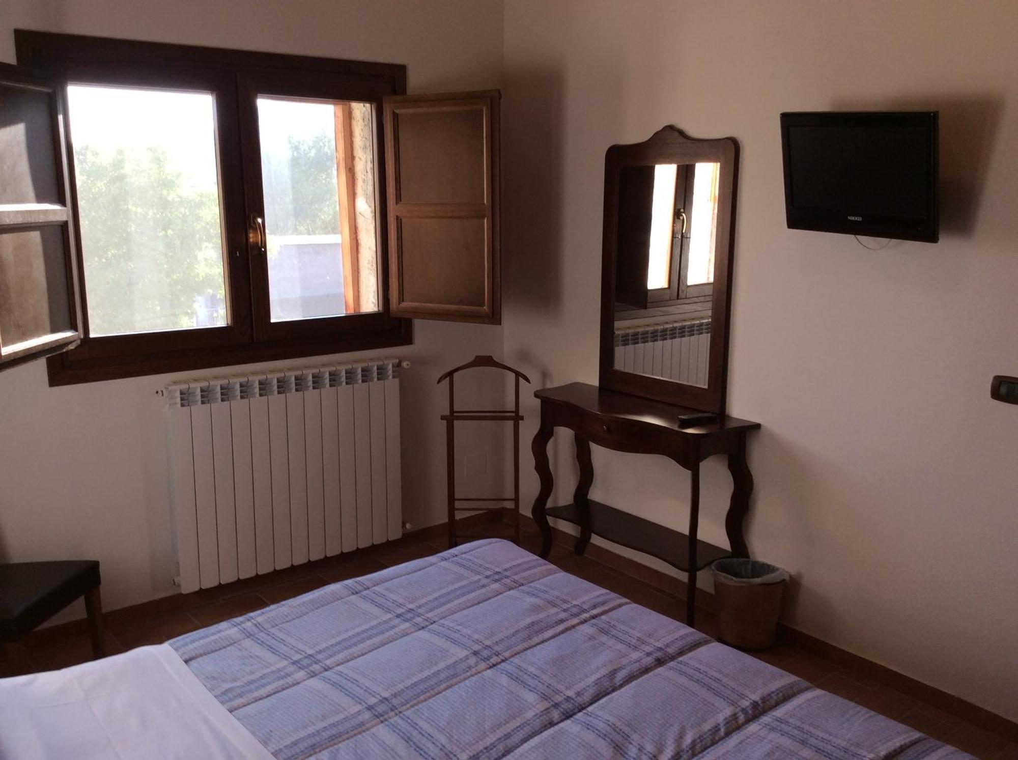 Hotel Il Feudo Dei Pierleoni Celano Cameră foto